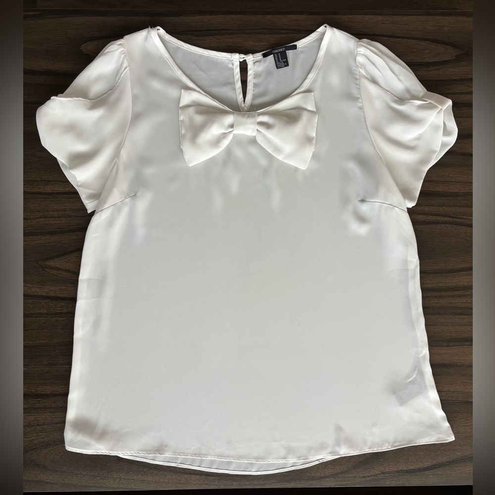 Forever 21 blouse top with bow details, white (size M)